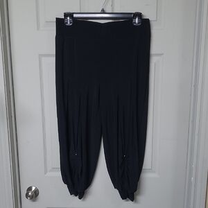 Frank Lyman Design Black Relaxed Cropped Trousers Studded Rushed Leg Size 14 EUC